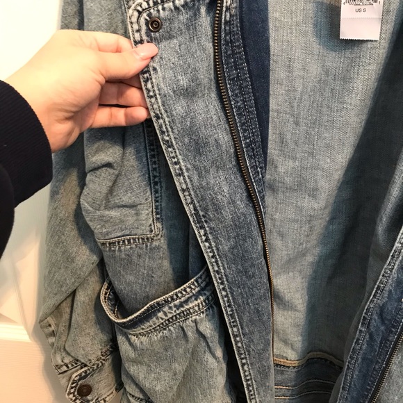 Oversized American Eagle Denim Jacket - Picture 2 of 4
